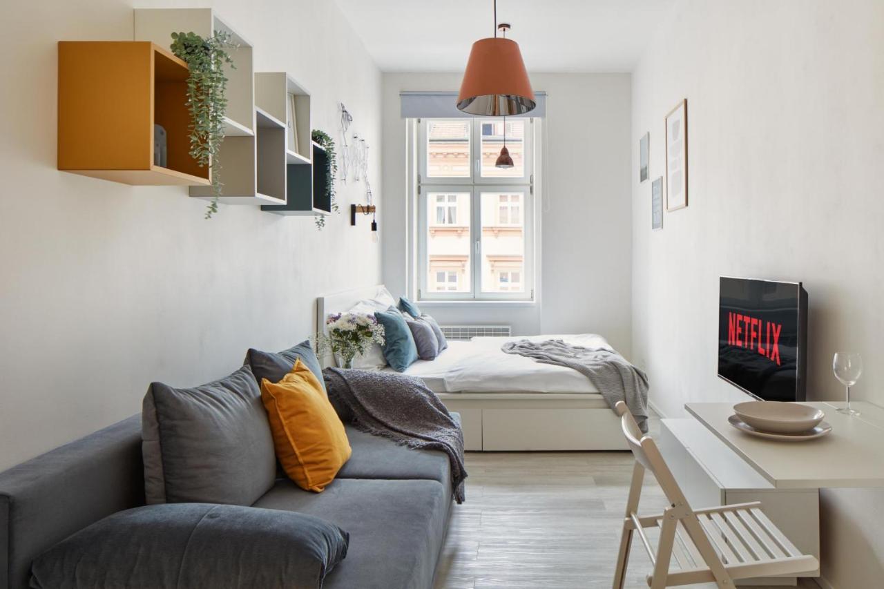 Stylish Apartment in Karlín by Prague Days Praga Exterior foto