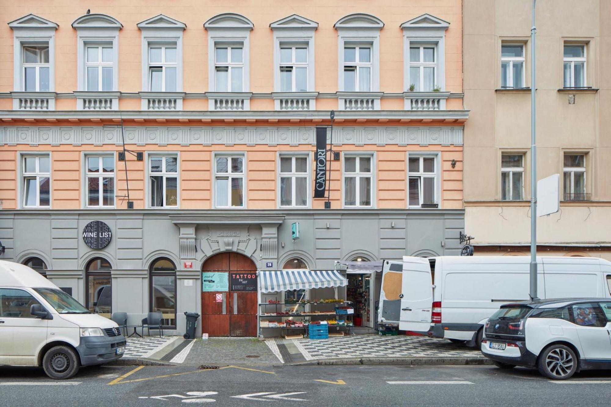 Stylish Apartment in Karlín by Prague Days Praga Exterior foto